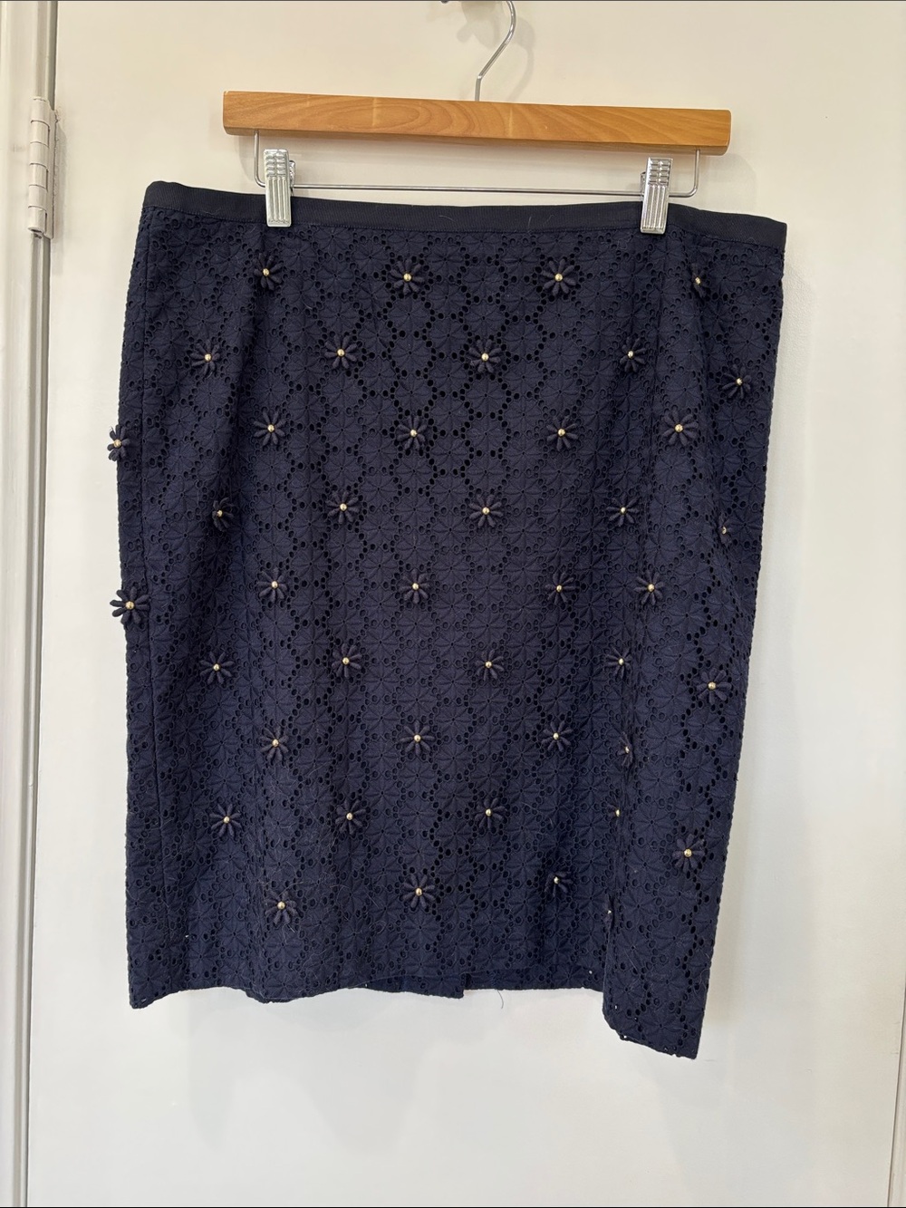 Talbots Navy Eyelet Lace Pencil Skirt with Bead-Embroidered Floral Motifs